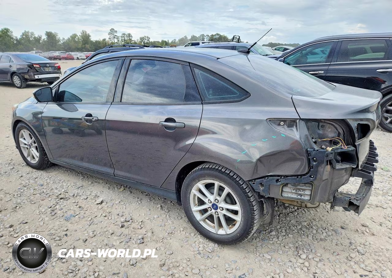 2015 Ford Focus Se VIN:1FADP3F29FL340686 - 2