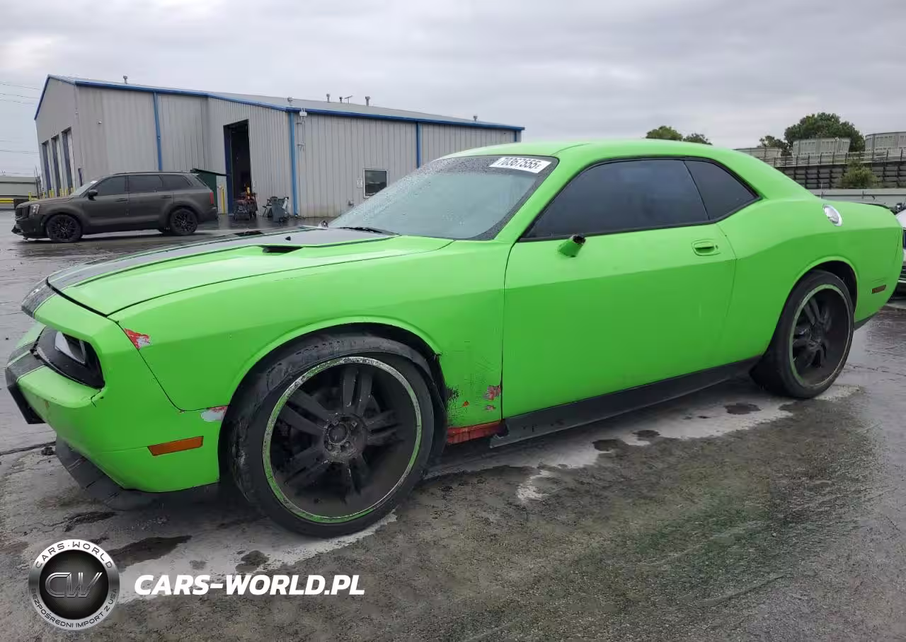 2010 Dodge Challenger Se