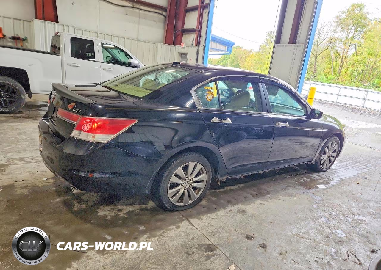 2011 Honda Accord Exl VIN:1HGCP3F81BA021221 - 3