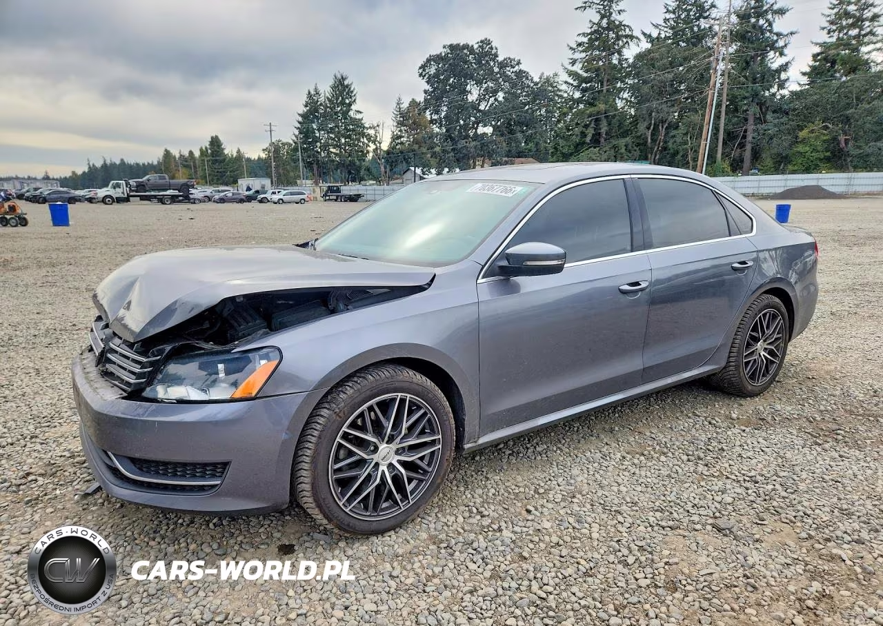 2015 Volkswagen Passat Se VIN:1VWBV7A30FC071568 - 1