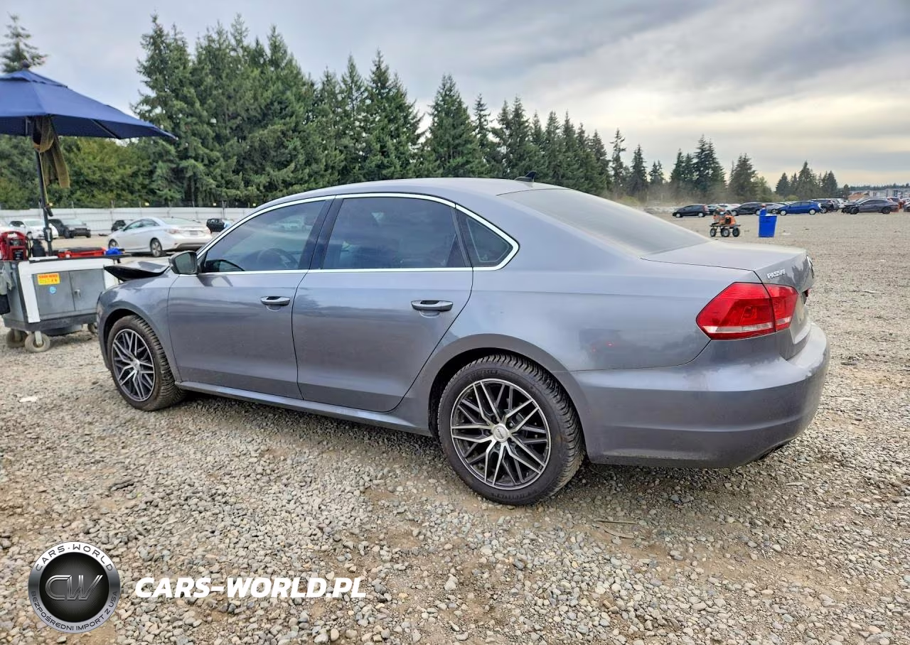 2015 Volkswagen Passat Se VIN:1VWBV7A30FC071568 - 2