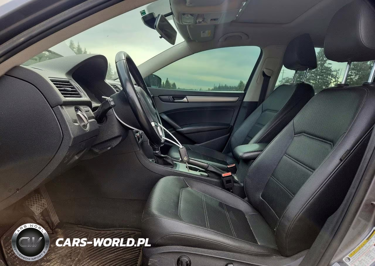 2015 Volkswagen Passat Se VIN:1VWBV7A30FC071568 - 7