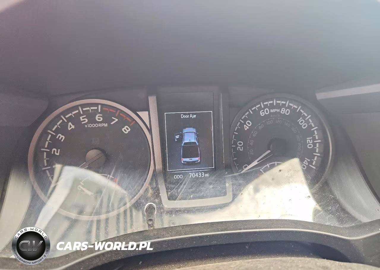 2021 Toyota Tacoma Trd Sport VIN:3TMCZ5AN3MM385809 - 9