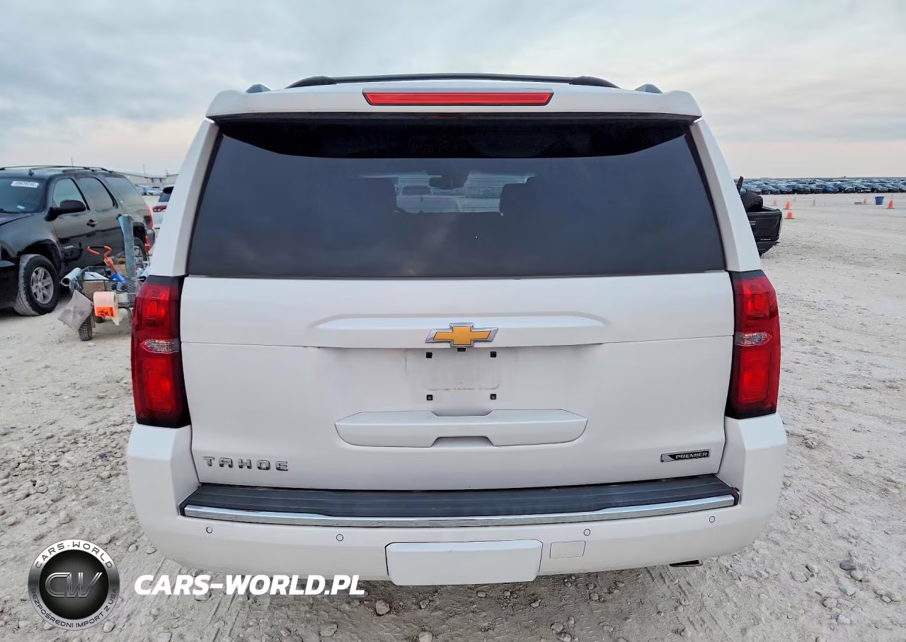 2018 Chevrolet Tahoe C1500 Premier VIN:1GNSCCKC7JR155867 - 6