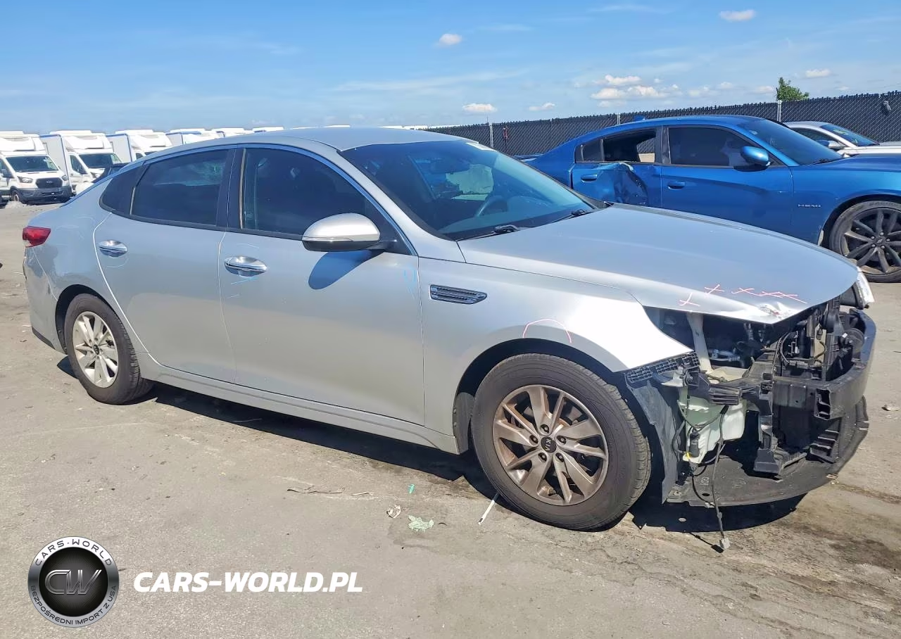 2019 Kia Optima Lx VIN:5XXGT4L35KG348865 - 4