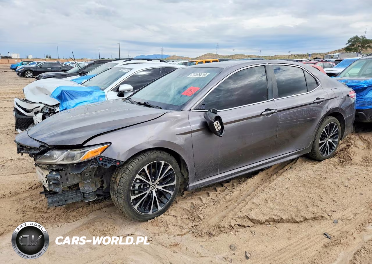 2020 Toyota Camry Se
