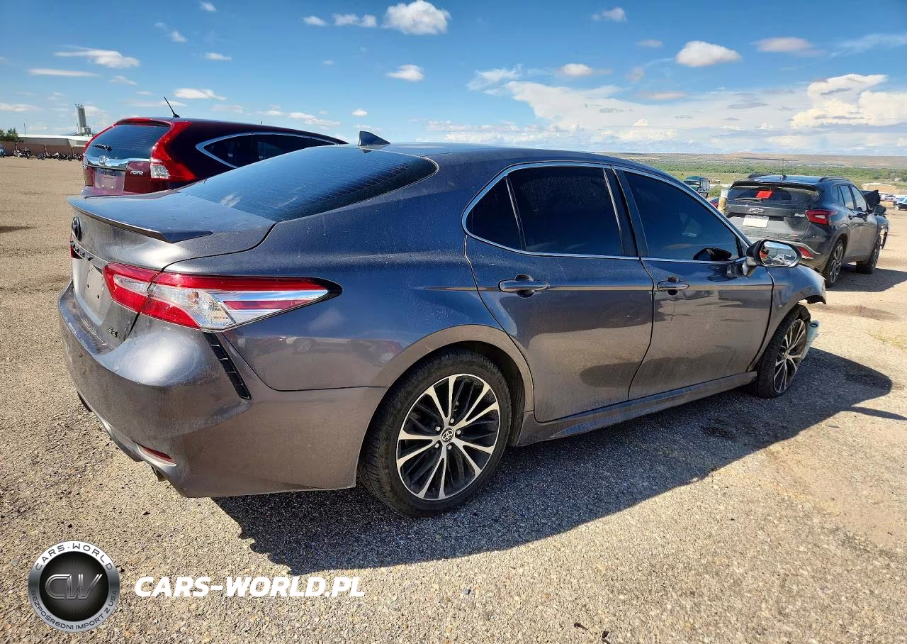 2020 Toyota Camry Se VIN:4T1G11AK8LU976795 - 3