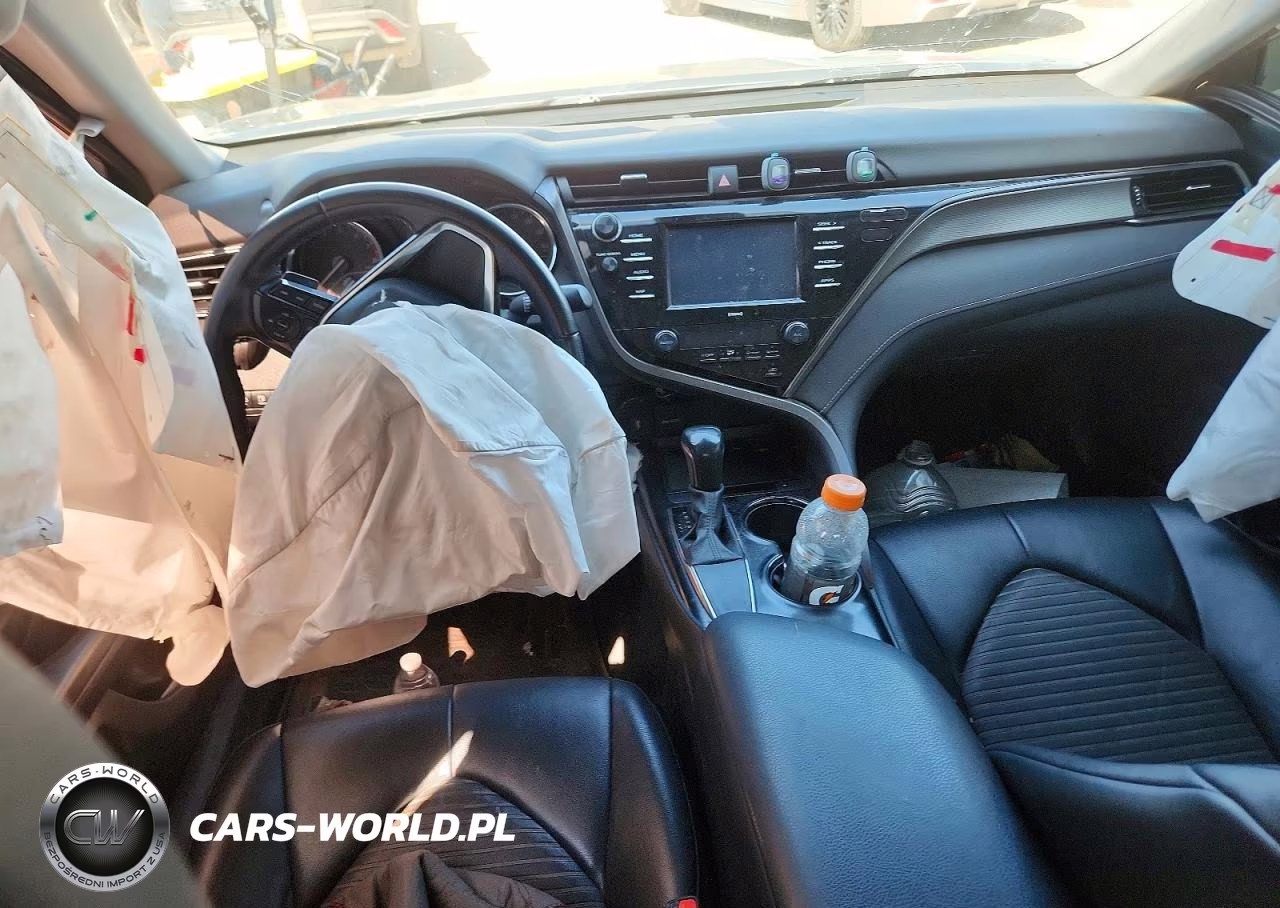 2020 Toyota Camry Se VIN:4T1G11AK8LU976795 - 8