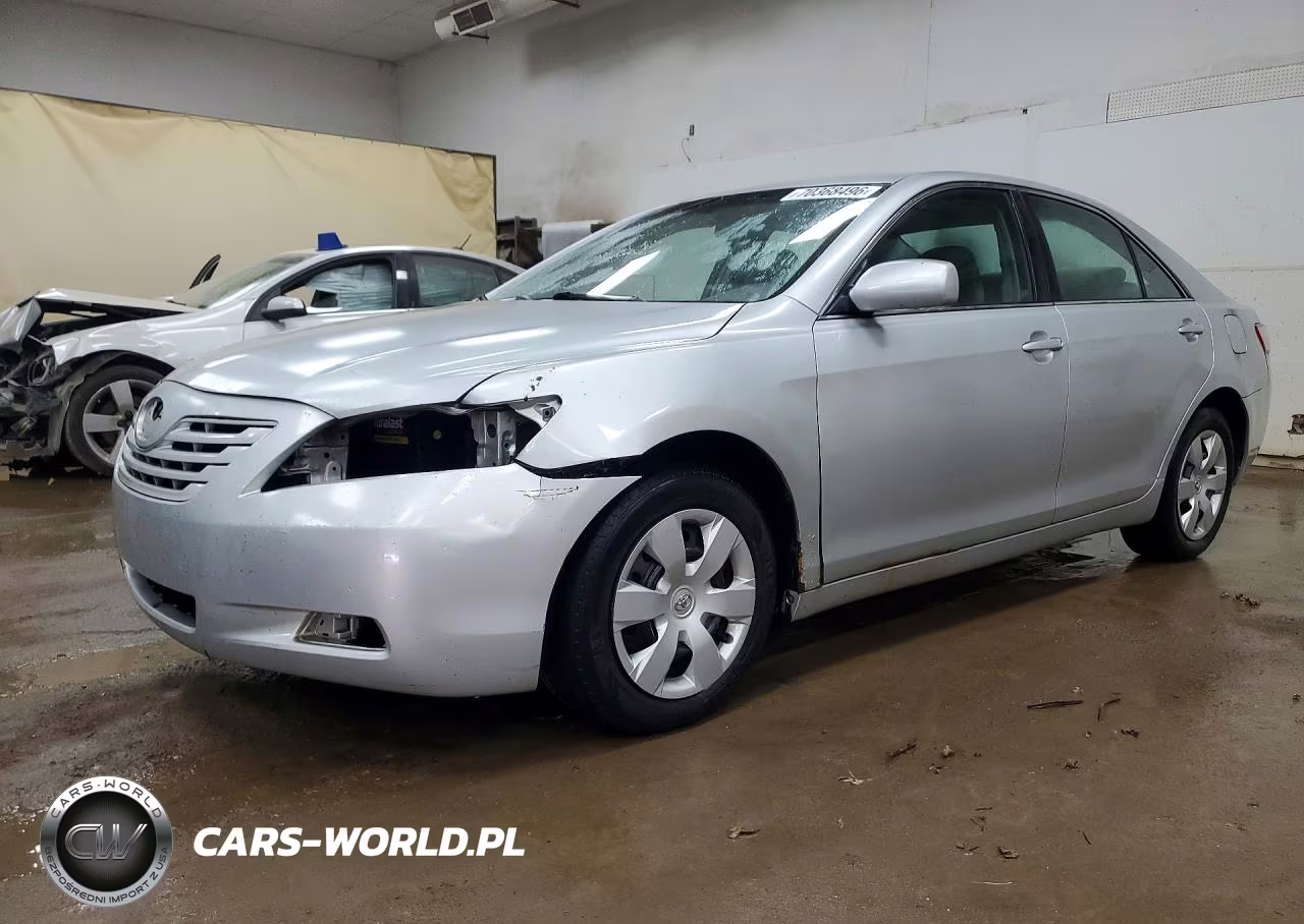2007 Toyota Camry Le – zdjęcie 1 z 12