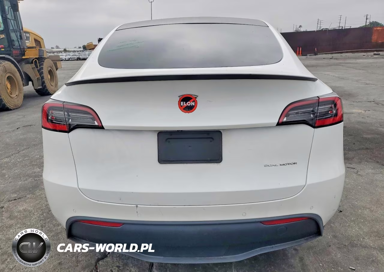 2020 Tesla Model Y VIN:5YJYGDEE2LF044999 - 6