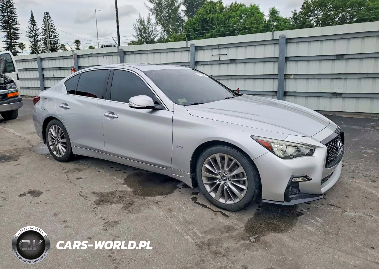 2019 Infiniti Q50 3.0T Luxe VIN:JN1EV7AR4KM554041 - 4