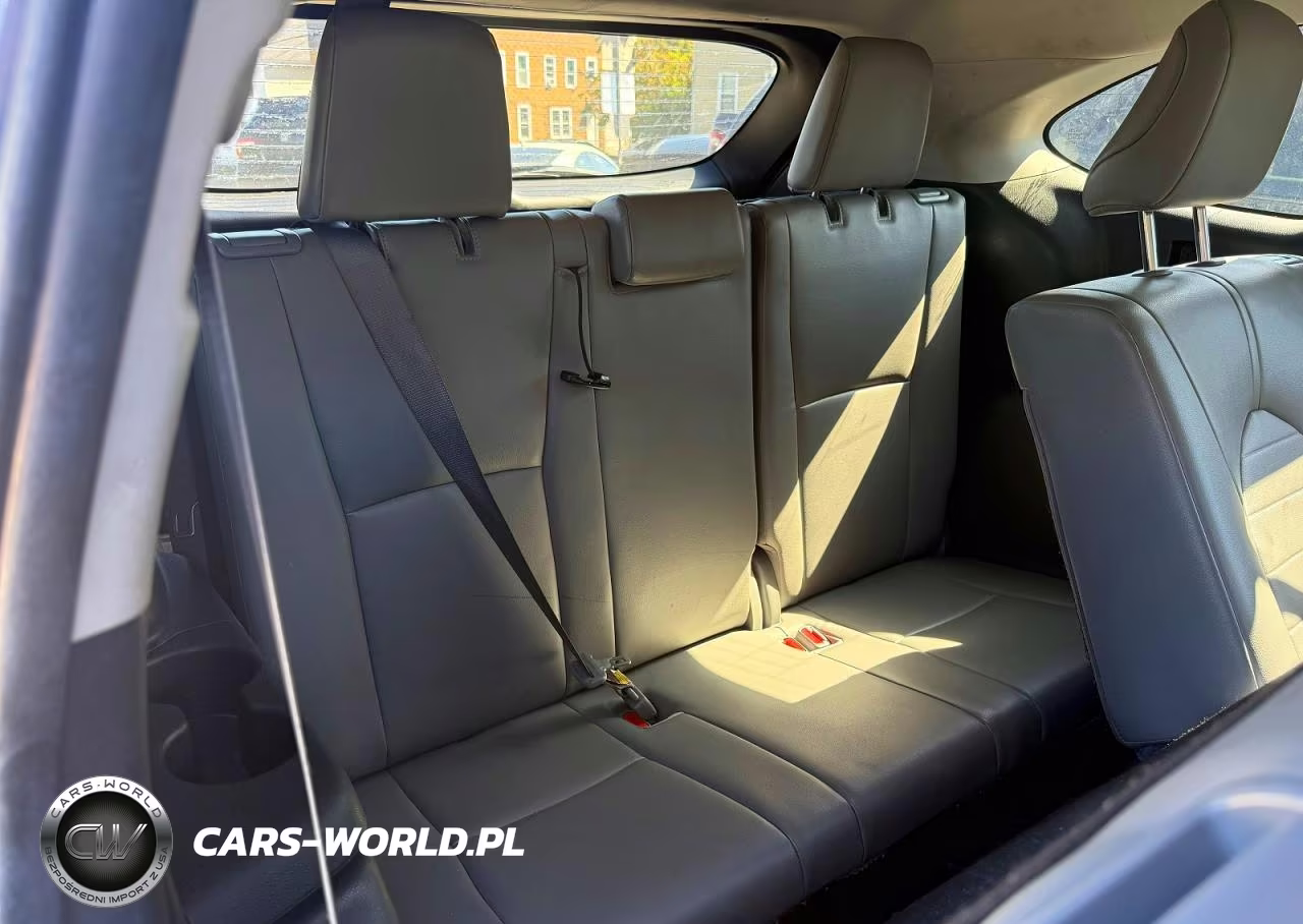 2023 Toyota Highlander Xle VIN:5TDKDRBHXPS021904 - 9