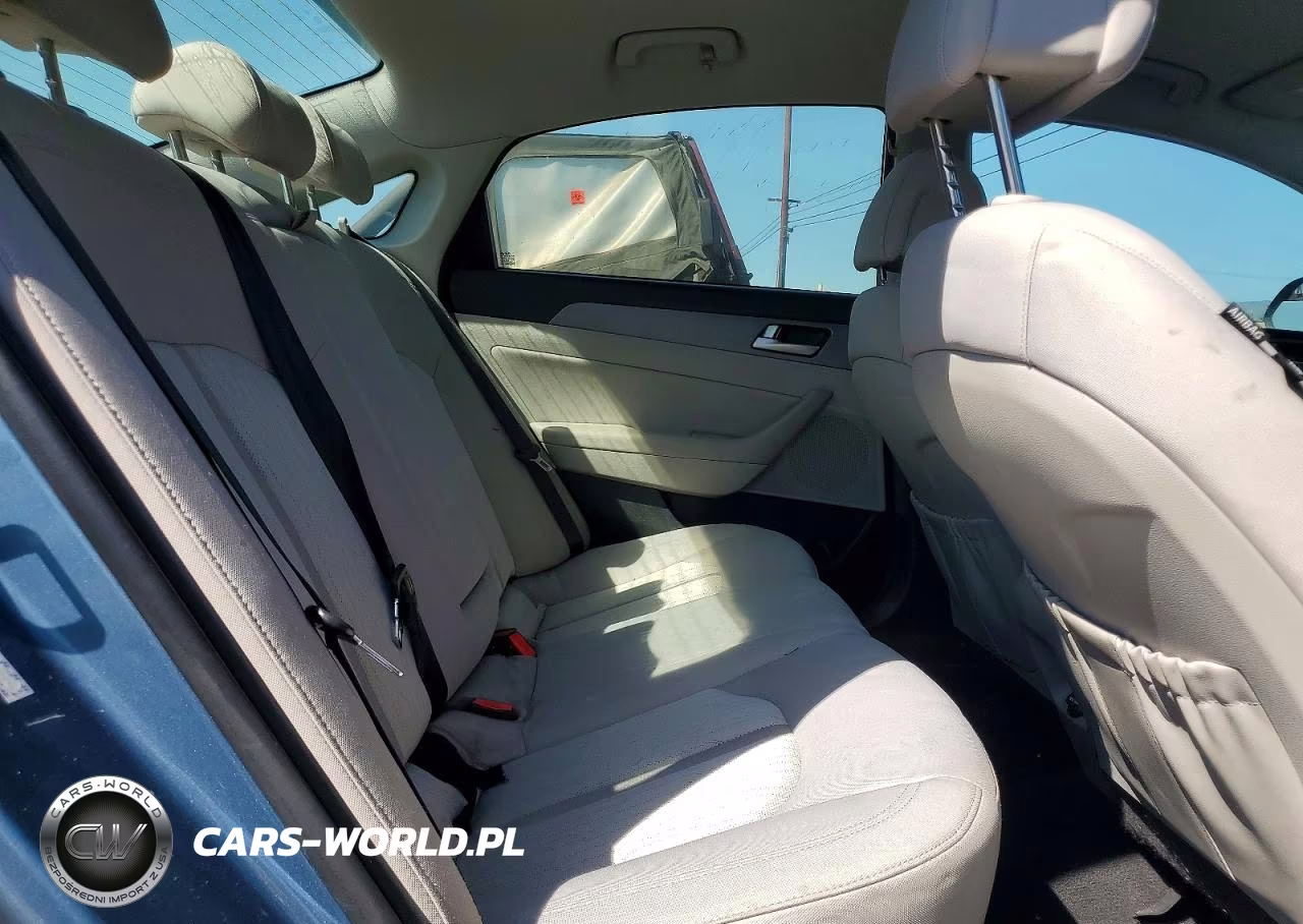2016 Hyundai Sonata Hybrid Se VIN:KMHE24L1XGA012295 - 10