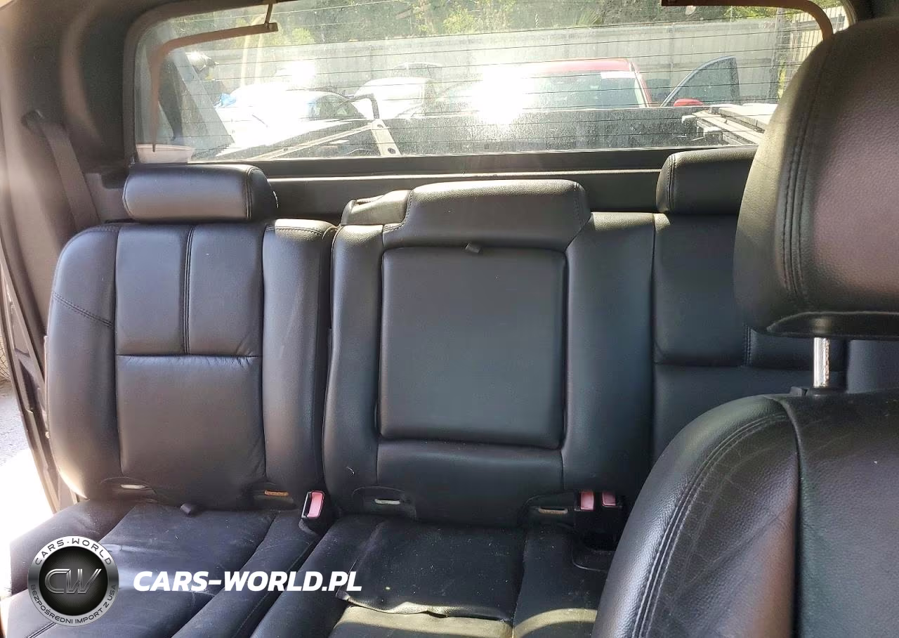 2008 Chevrolet Avalanche C1500 VIN:3GNEC12J58G140004 - 10