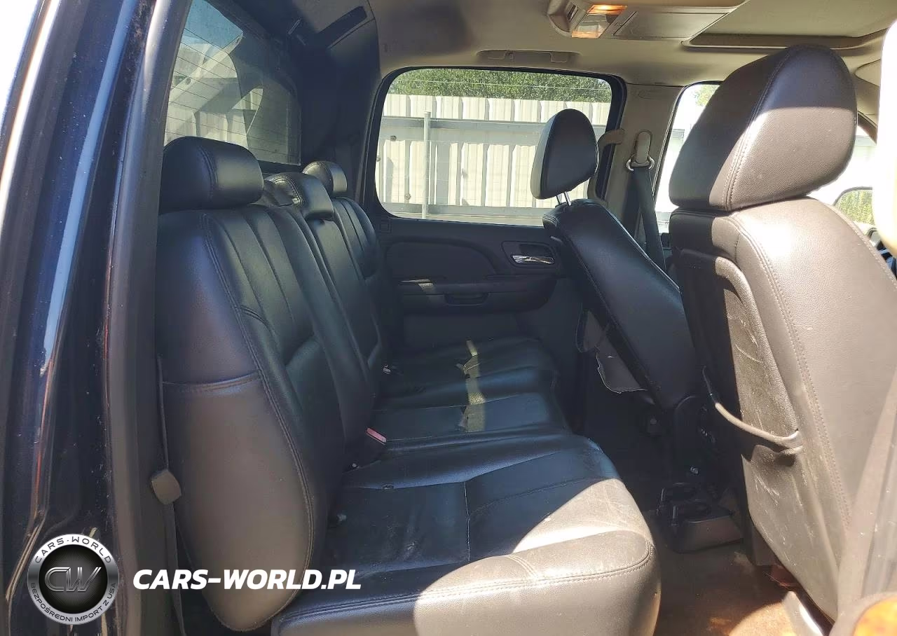 2008 Chevrolet Avalanche C1500 VIN:3GNEC12J58G140004 - 11