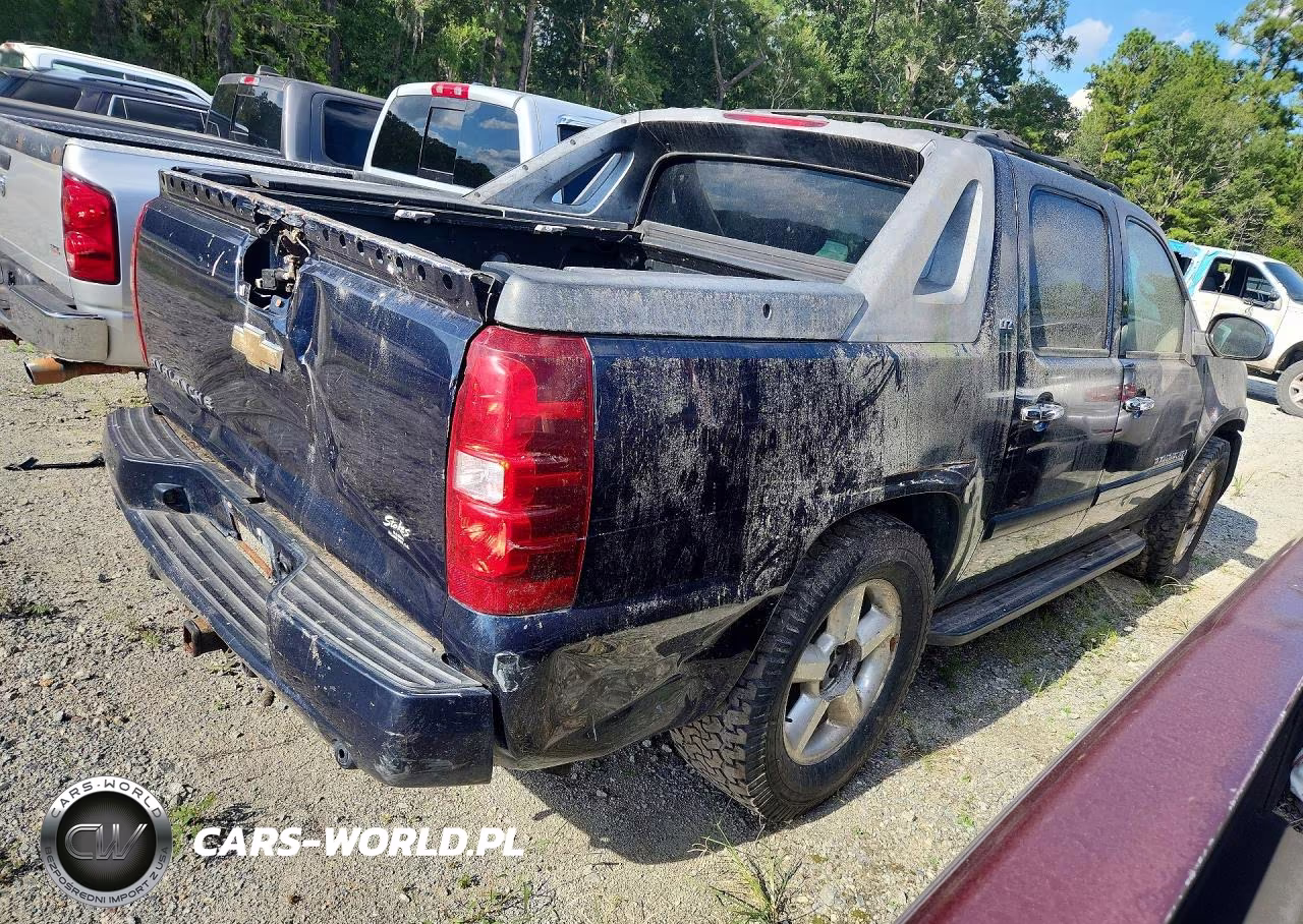 2008 Chevrolet Avalanche C1500 VIN:3GNEC12J58G140004 - 3