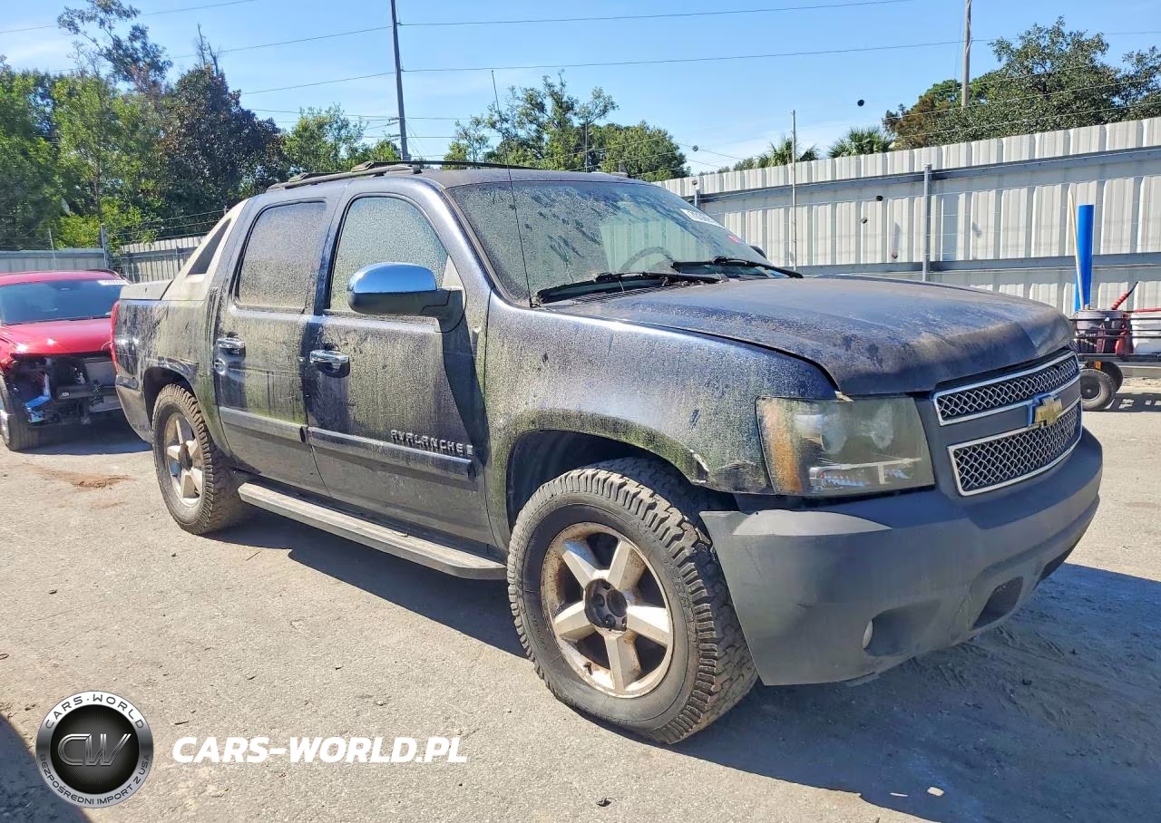 2008 Chevrolet Avalanche C1500 VIN:3GNEC12J58G140004 - 4