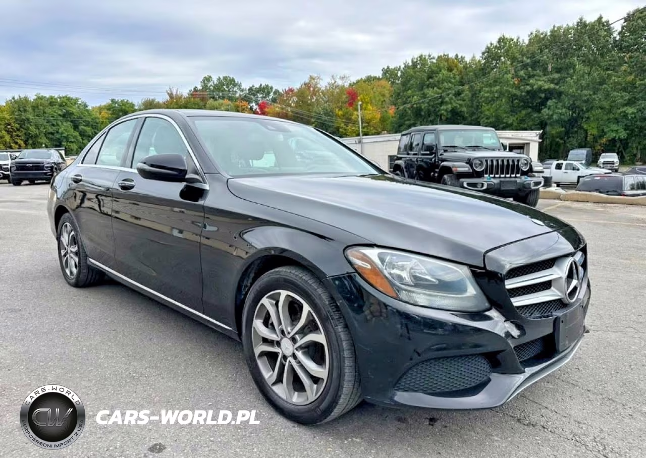 2017 Mercedes-Benz C 300 4Matic VIN:55SWF4KB2HU205166 - 4