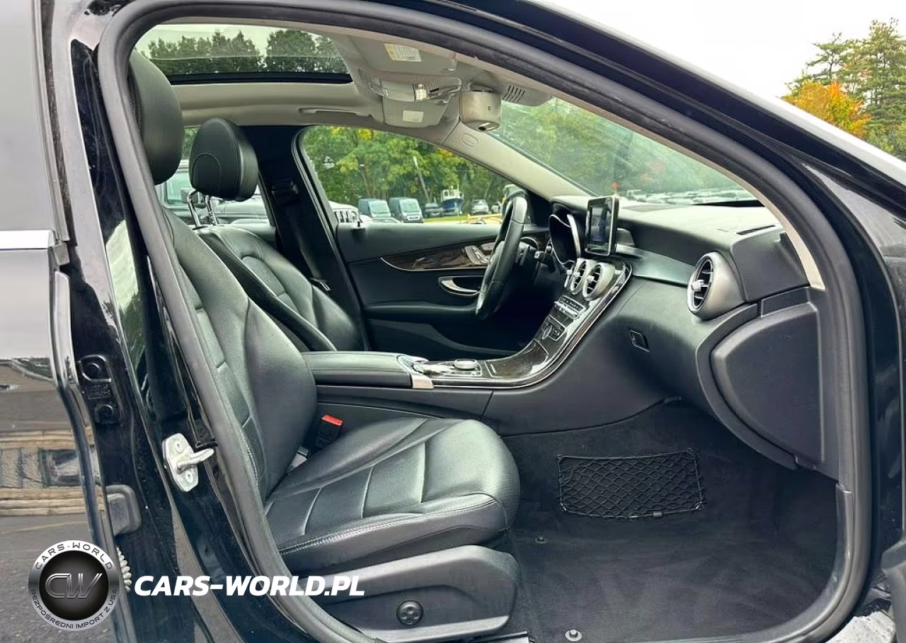 2017 Mercedes-Benz C 300 4Matic VIN:55SWF4KB2HU205166 - 6