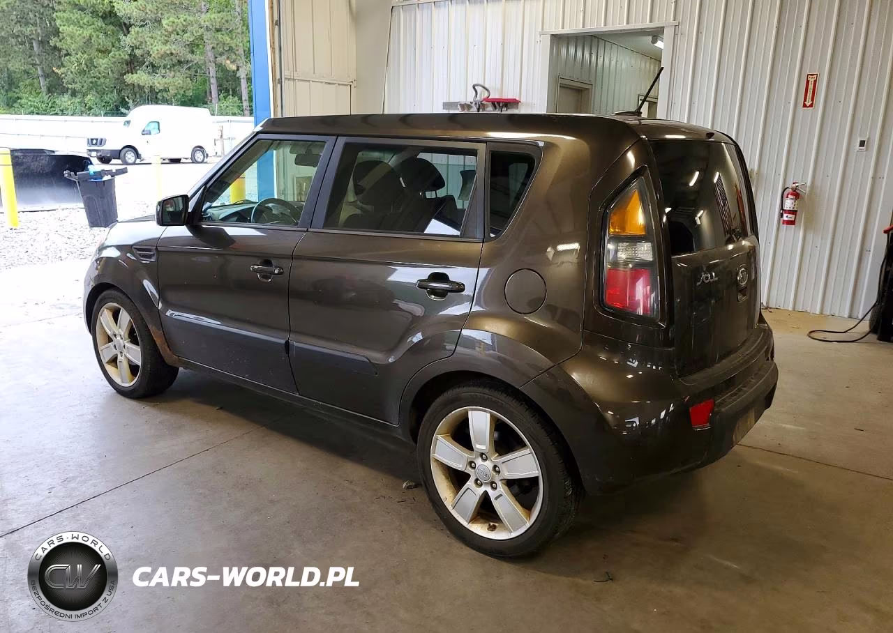 2011 Kia Soul ! VIN:KNDJT2A2XB7215158 - 2