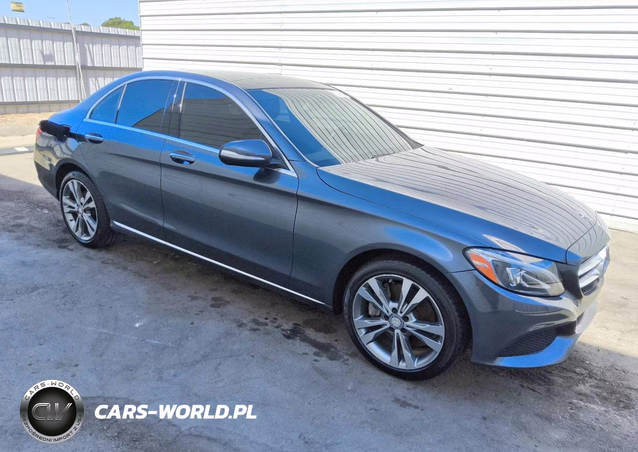 2015 Mercedes-Benz C 300 4Matic VIN:55SWF4KB5FU037052 - 4