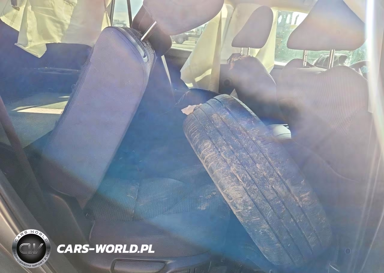 2022 Toyota Highlander Hybrid Le VIN:5TDBBRCHXNS560587 - 11