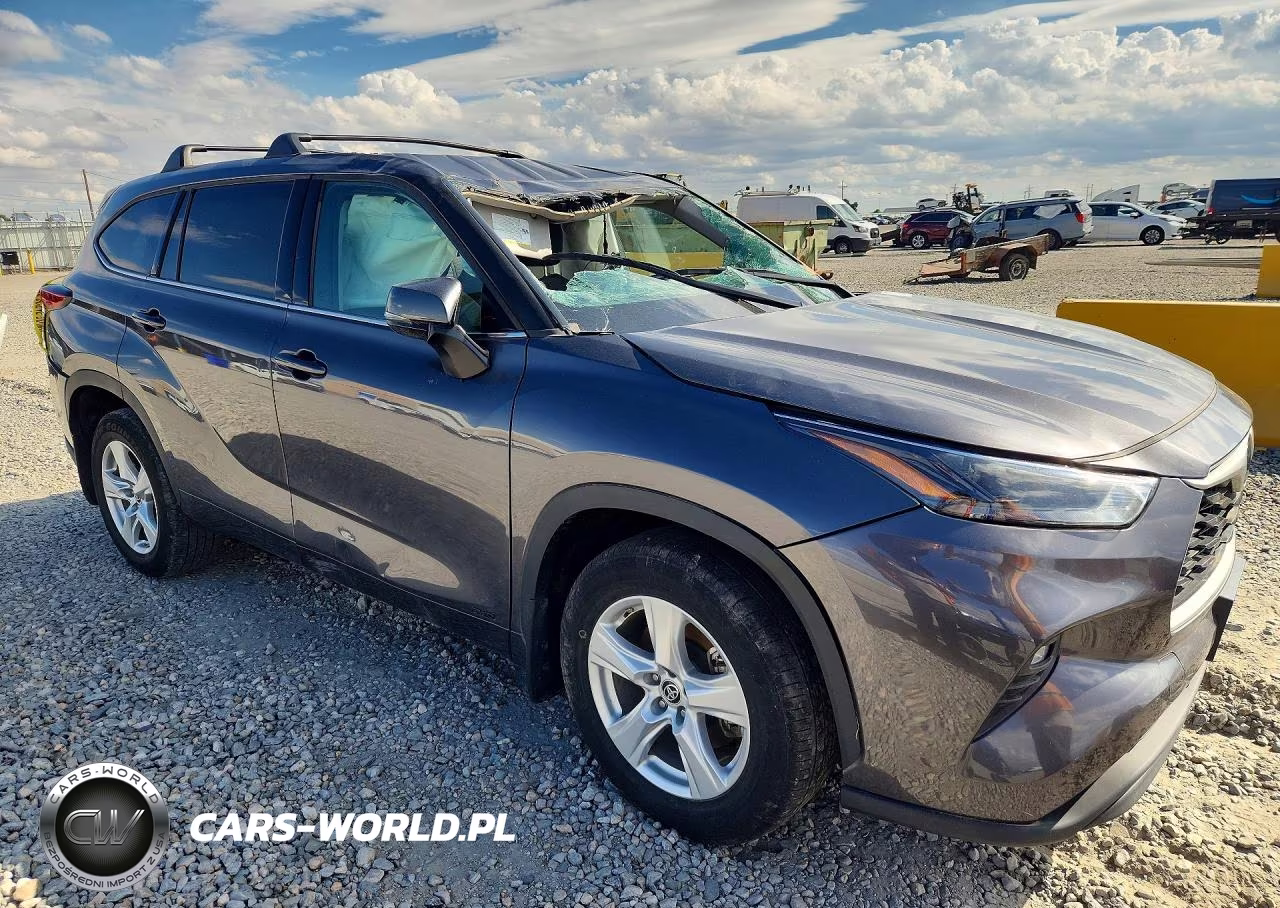 2022 Toyota Highlander Hybrid Le VIN:5TDBBRCHXNS560587 - 4