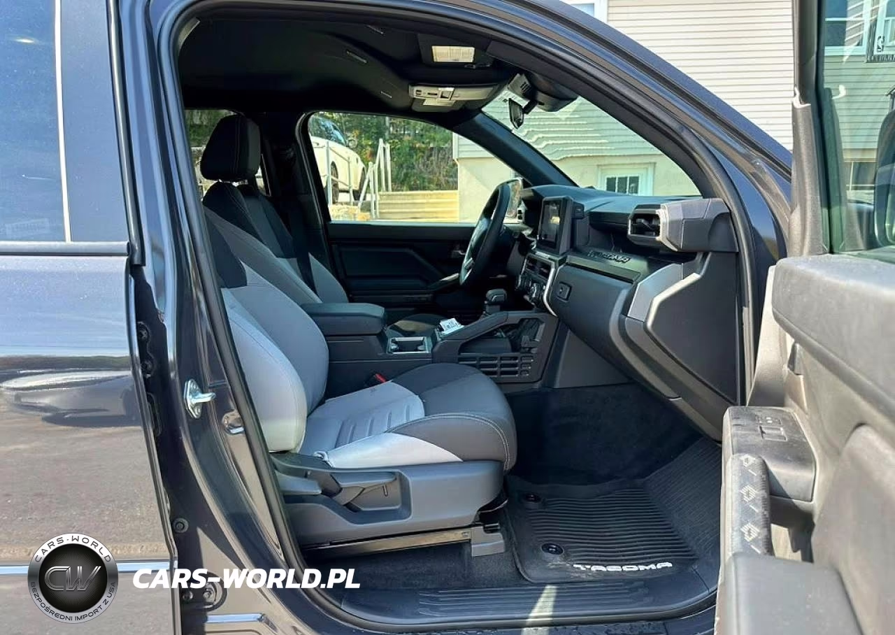 2026 Toyota Tacoma Trd Off-Road VIN:3TMLB5JN2TM264174 - 9