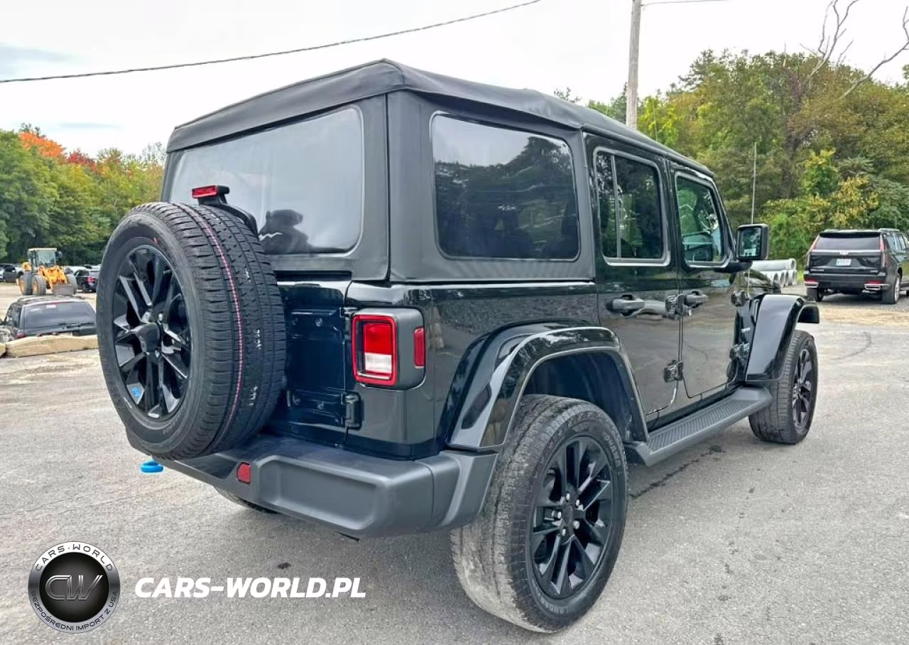 2023 Jeep Wrangler Sahara 4Xe VIN:1C4JJXP6XPW596973 - 3