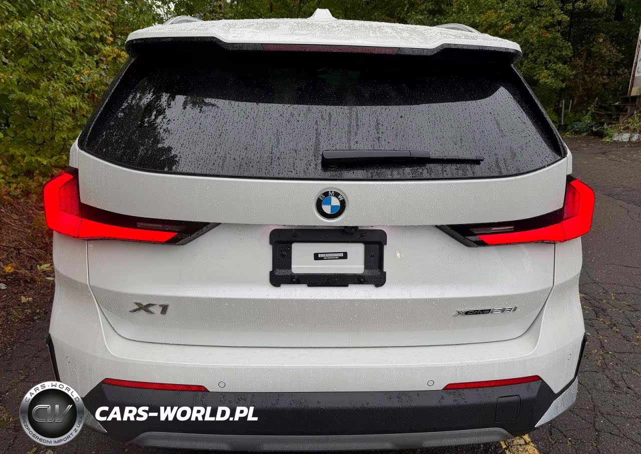 2023 BMW X1 xDrive28I VIN:WBX73EF05P5W16853 - 6