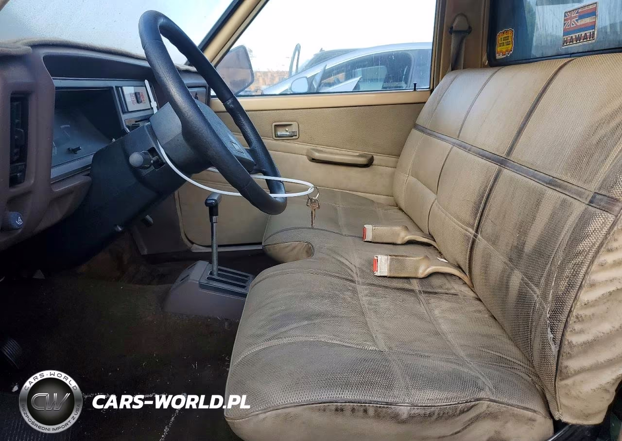 1986 Mitsubishi Mighty Max - S VIN:JA7FP24D9GP051414 - 7