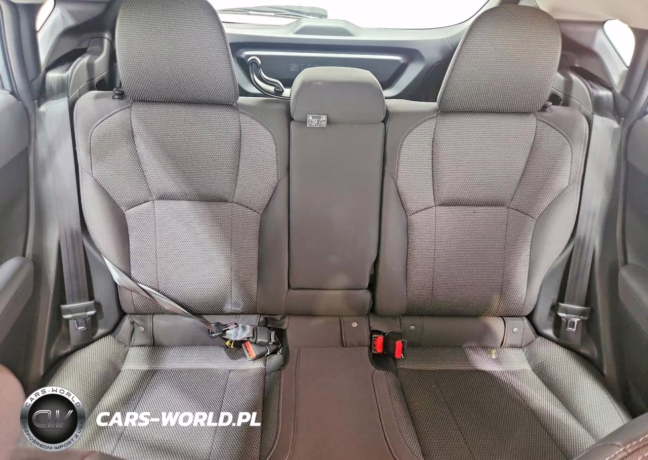 2024 Subaru Crosstrek Premium VIN:JF2GUADC3R8303917 - 10
