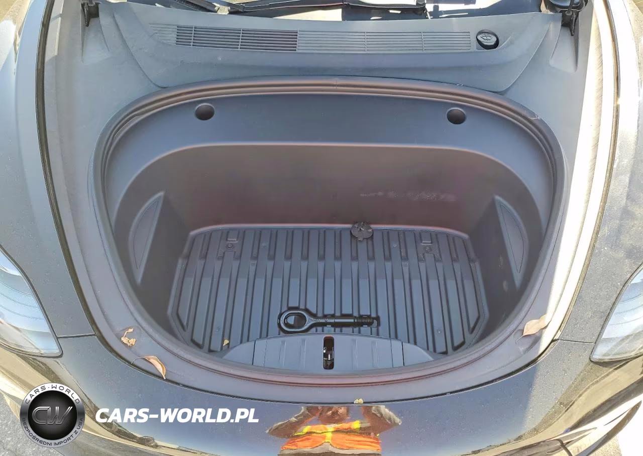 2023 Tesla Model 3 VIN:5YJ3E1EA1PF556951 - 11