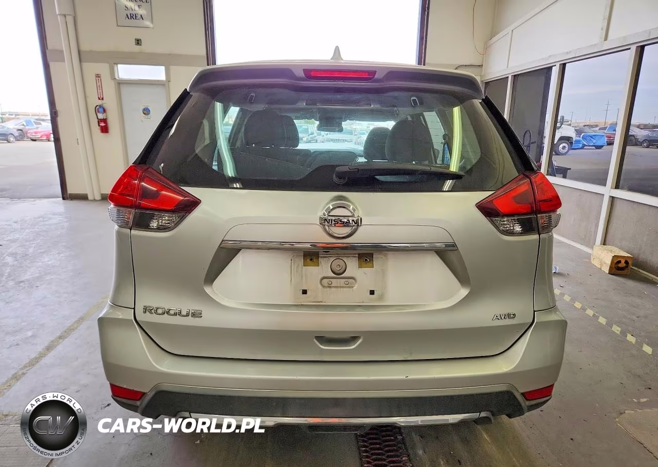 2017 Nissan Rogue S VIN:KNMAT2MV1HP530123 - 6