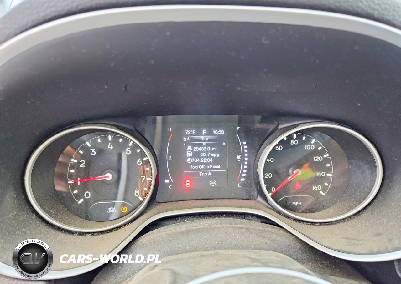 2019 Jeep Compass Latitude VIN:3C4NJDBB2KT749901 - 9