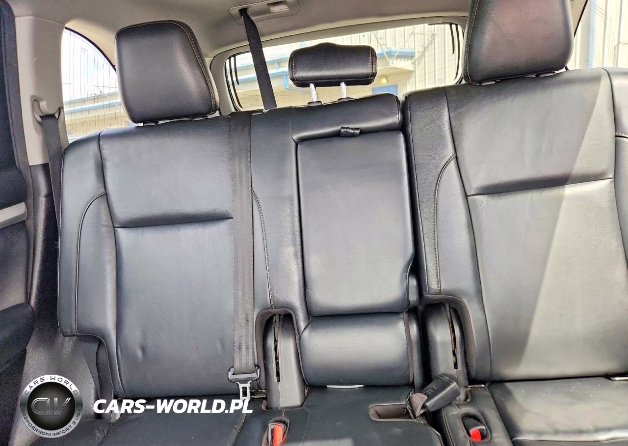 2018 Toyota Highlander Xle VIN:5TDJZRFH6JS801879 - 10