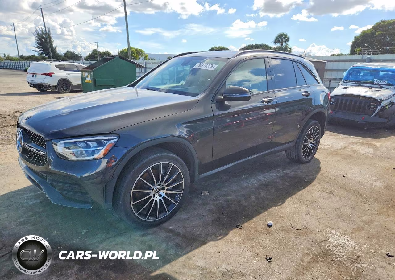 2021 Mercedes-Benz Glc 300