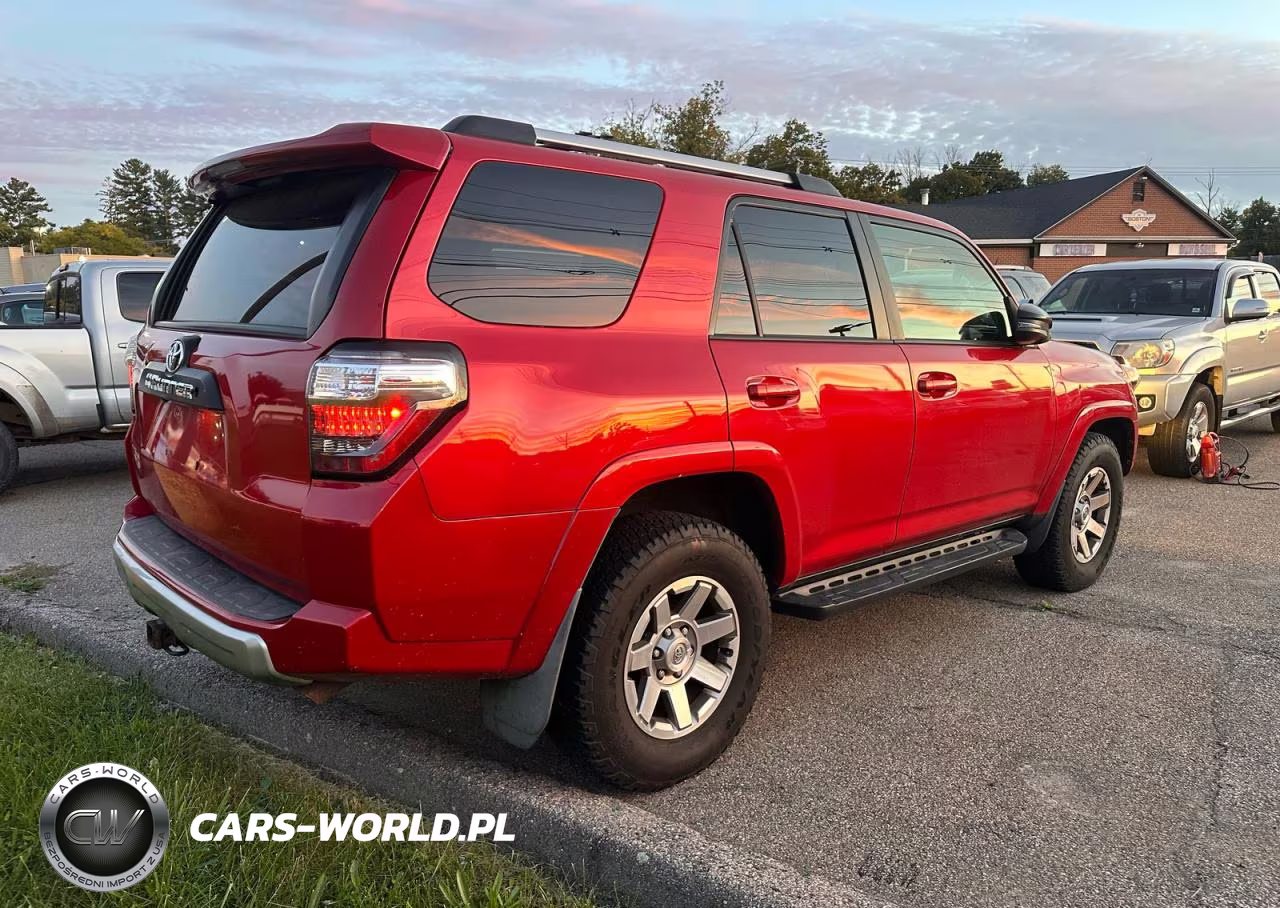 2015 Toyota 4Runner Trail Premium VIN:JTEBU5JRXF5265653 - 4