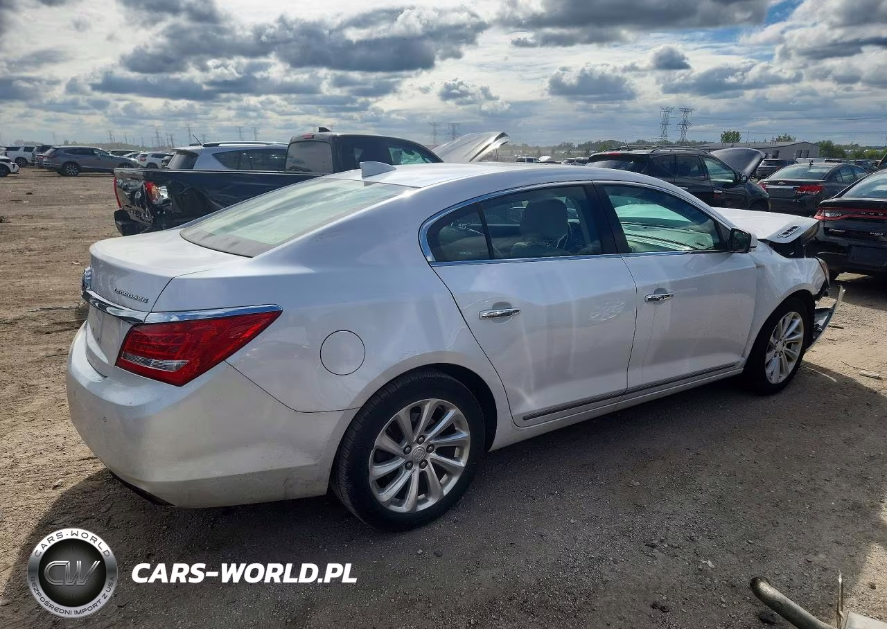 2015 Buick Lacrosse VIN:1G4GB5G30FF217409 - 3