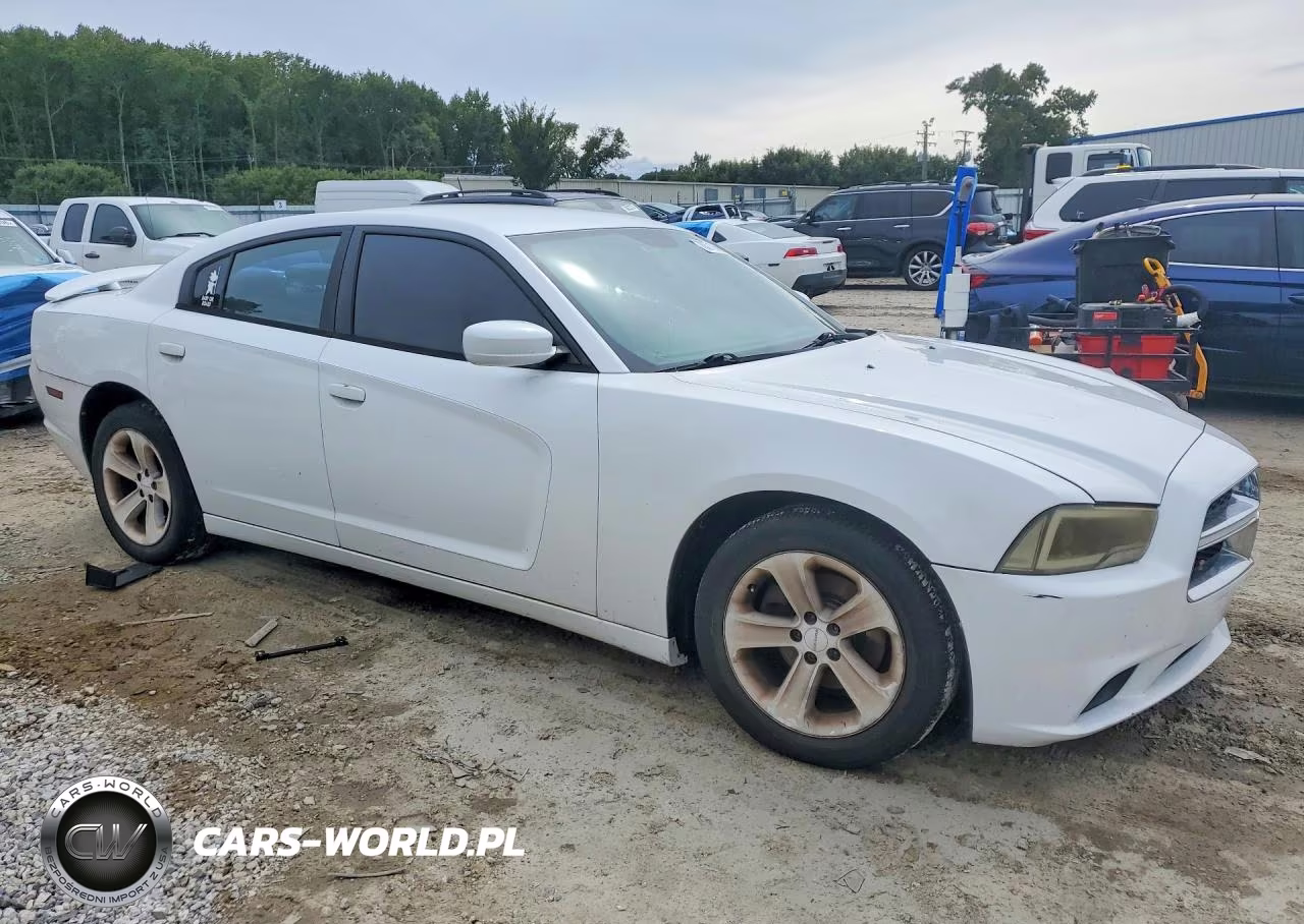 2014 Dodge Charger Se VIN:2C3CDXBG4EH217661 - 4