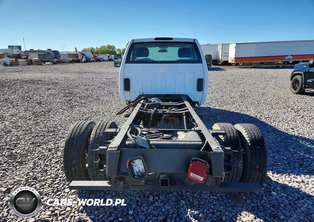2010 Chevrolet Silverado K3500 VIN:1GB6KZBKXAF133939 - 6