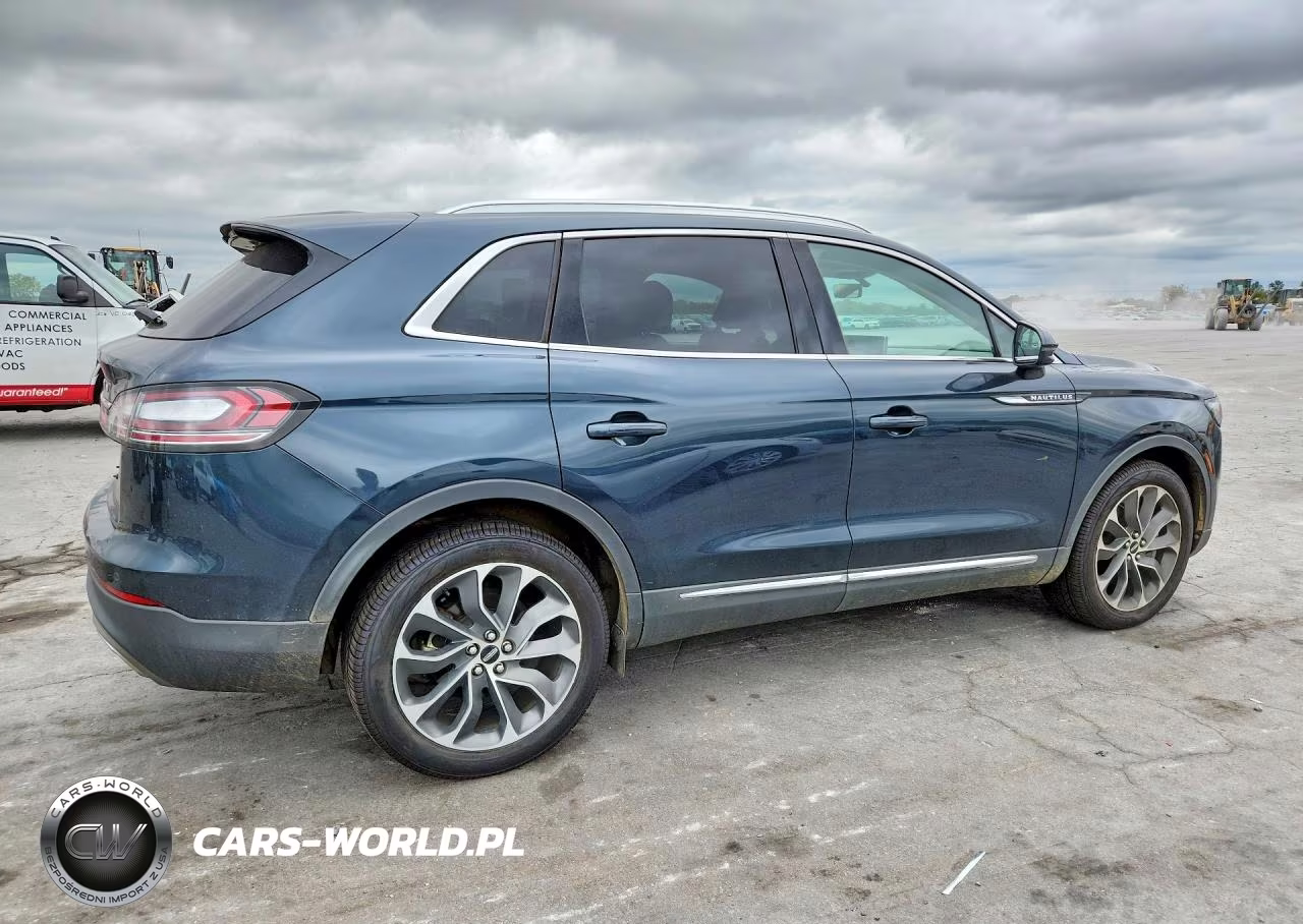 2022 Lincoln Nautilus Reserve VIN:2LMPJ6K95NBL20849 - 3