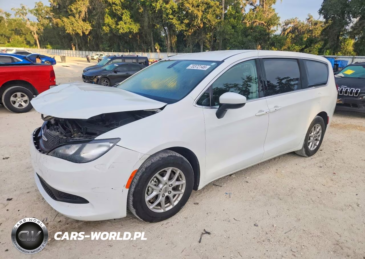 2022 Chrysler Voyager Lx VIN:2C4RC1CG2NR226891 - 1