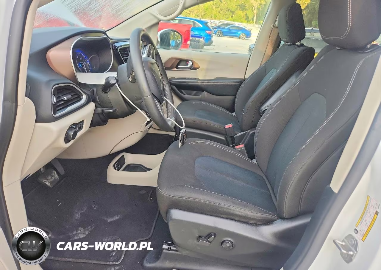 2022 Chrysler Voyager Lx VIN:2C4RC1CG2NR226891 - 7