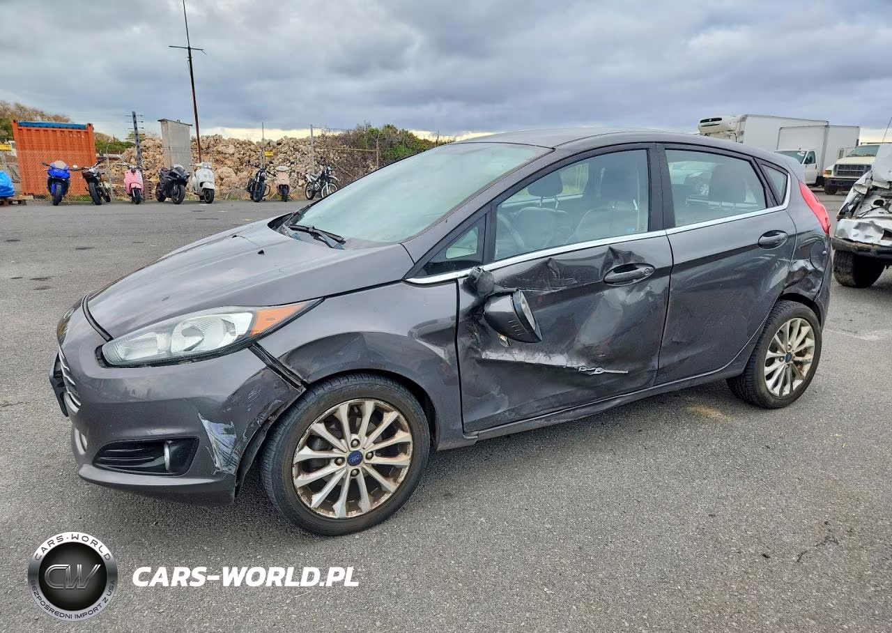 2018 Ford Fiesta Titanium VIN:3FADP4FJXJM105637 - 1
