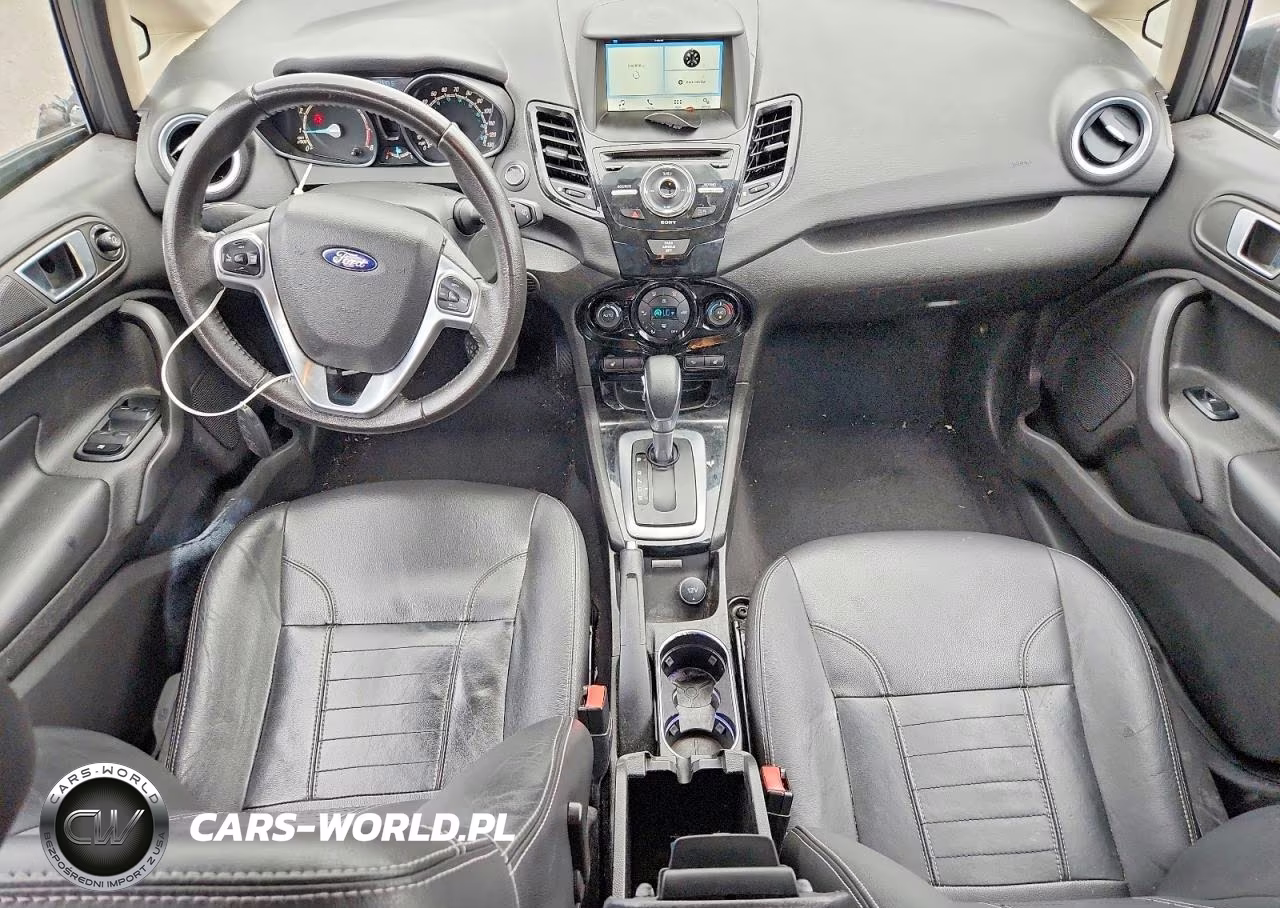 2018 Ford Fiesta Titanium VIN:3FADP4FJXJM105637 - 8