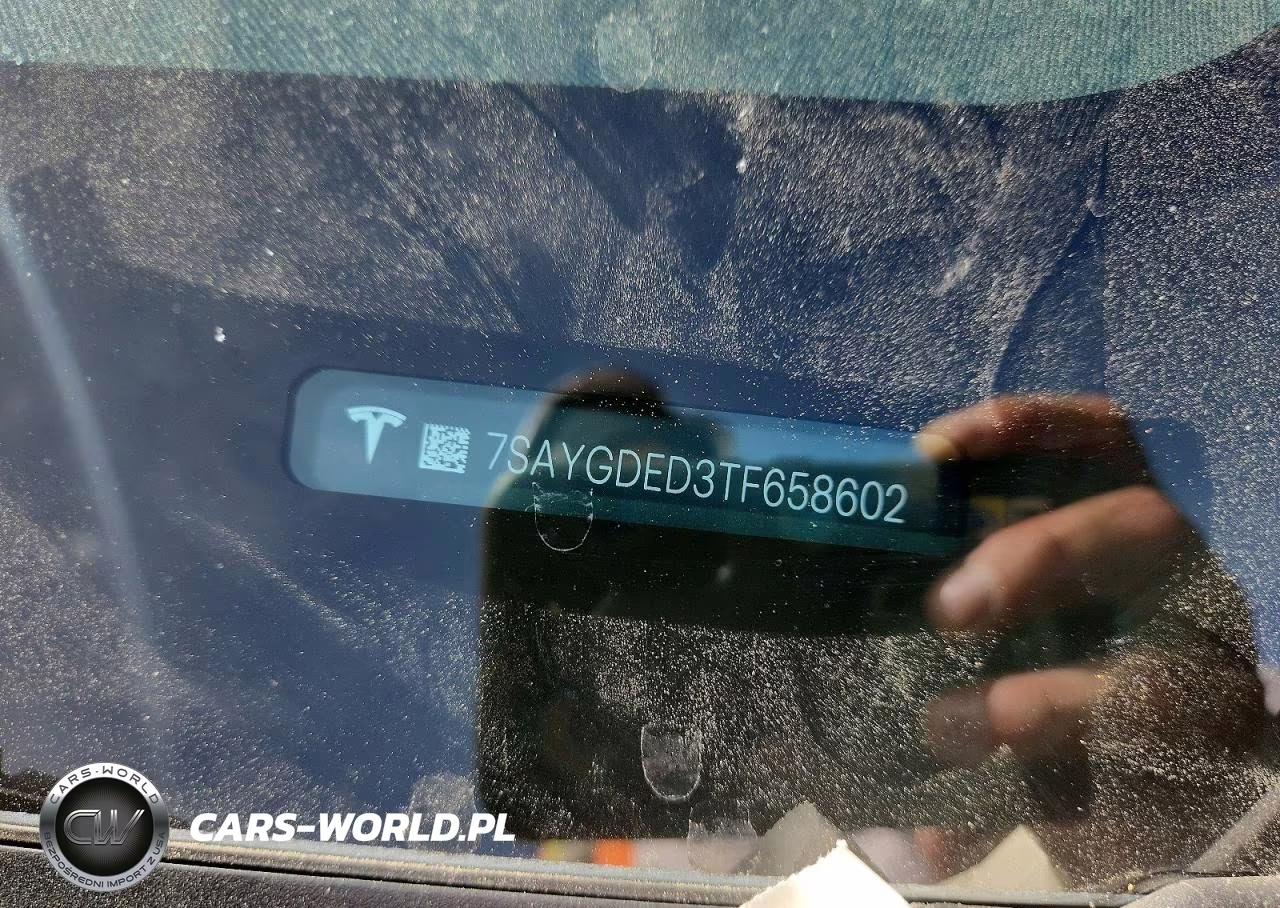 2026 Tesla Model Y VIN:7SAYGDED3TF658602 - 12