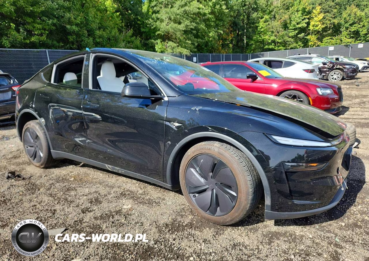 2026 Tesla Model Y VIN:7SAYGDED3TF658602 - 4