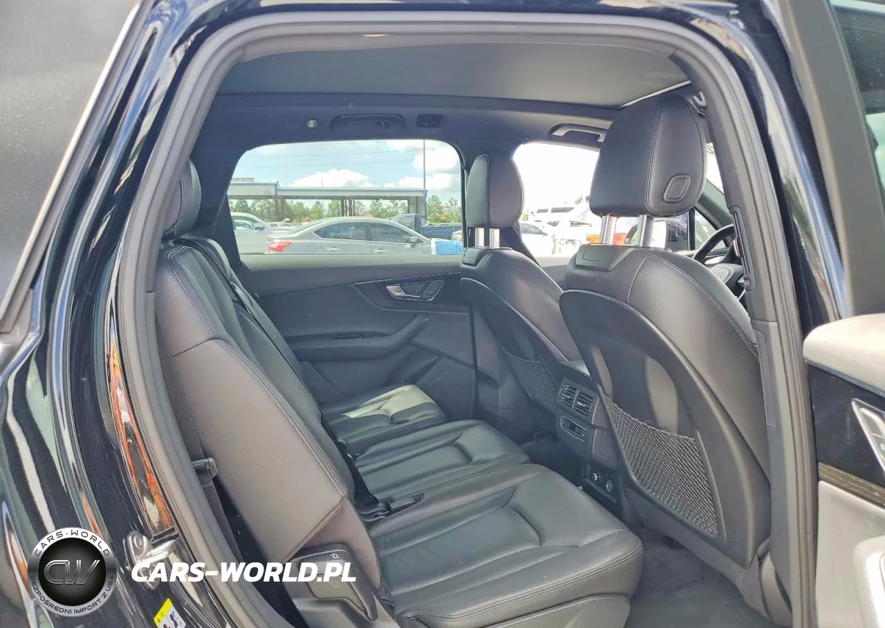 2019 Audi Q7 Premium VIN:WA1AAAF73KD005629 - 11