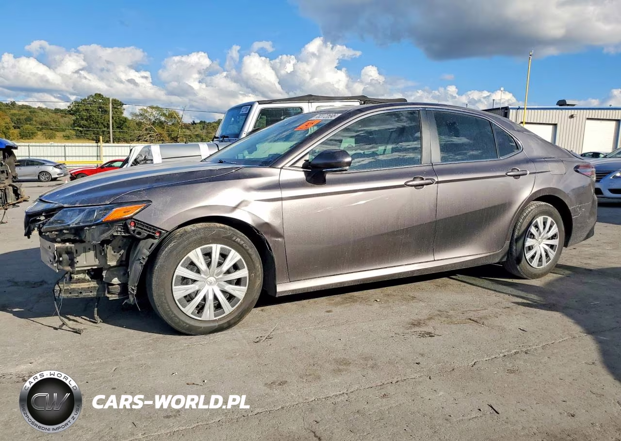 2024 Toyota Camry Le